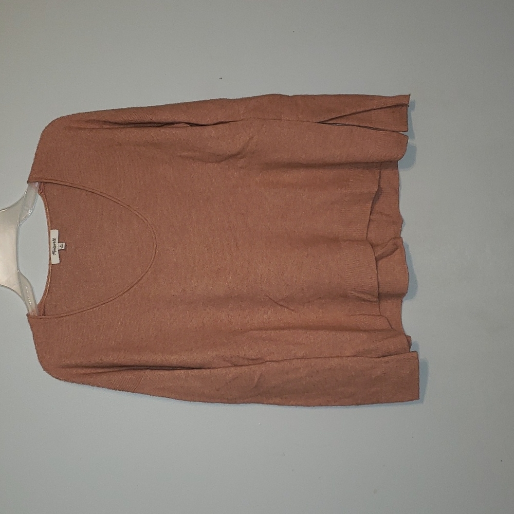 Madewell Marino Wool Blend peach/coral color Sweater Size  medium